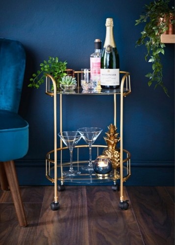 Brand new stylish gold finish - new,